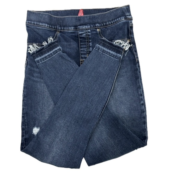 👖🍑 SPANX Distressed Pull-On Skinny Jeans | Medium Wash Shaping Denim Sz S (4/6) - Picture 3 of 5